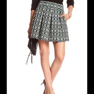 Banana Republic pleated mini skirt